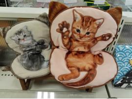 新商品『猫ポーチ』