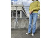 抜群のシルエットのフレアーデニム！