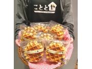 『しっとりベルギービッグワッフル』入荷！