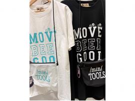 【monroe】サコッシュ付Tシャツが大人気です♫