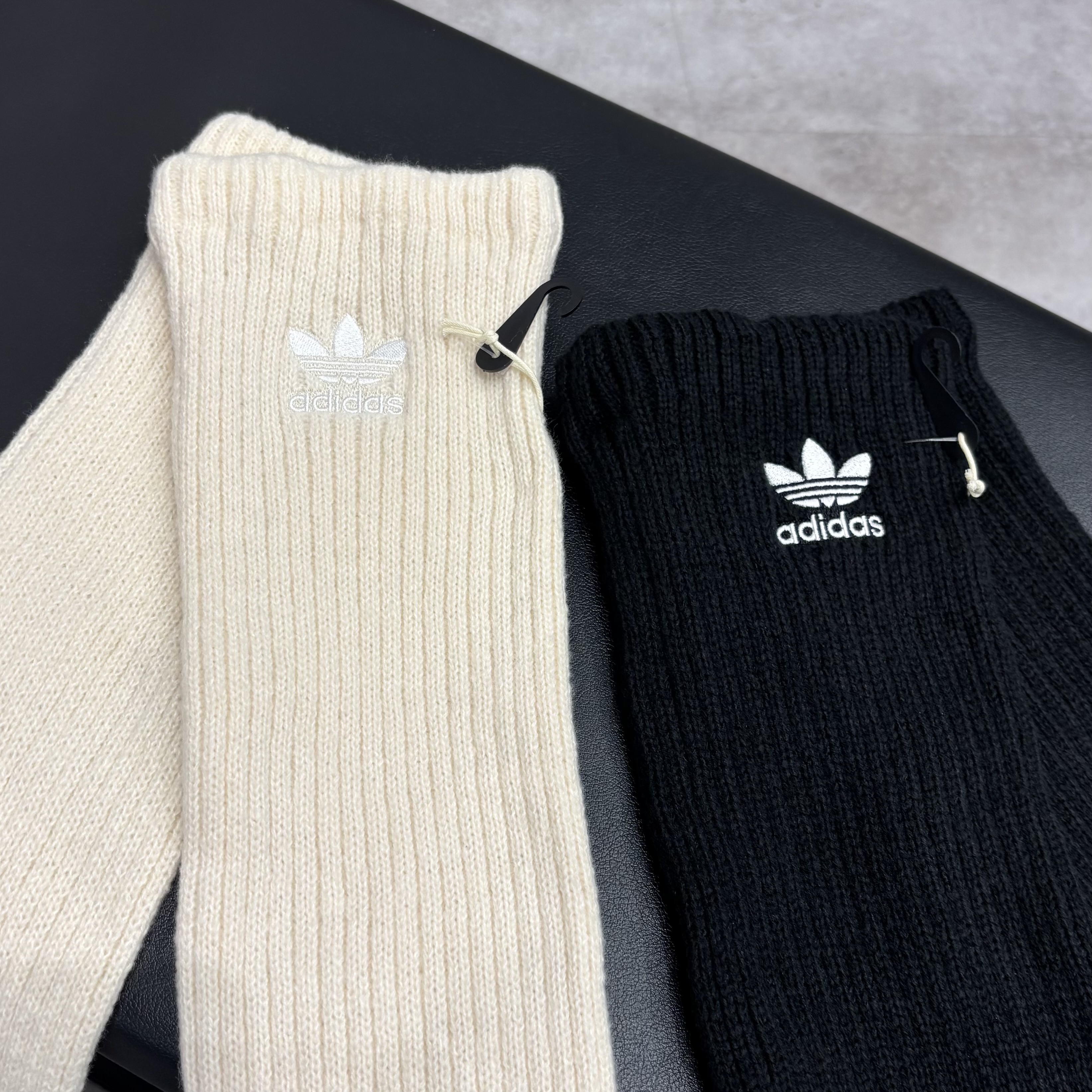 木の葉モール橋本 :: ☆ADIDAS レッグウォーマー入荷！☆