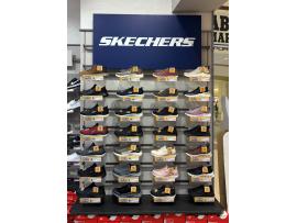大好評！　今話題のSKECHERSスリップインズシューズ！！！