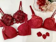 ☆自分へのご褒美〜Red Lingerie☆