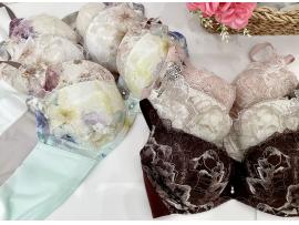 new color!!☆ハグするブラ☆