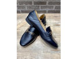 ☆★お仕事にもカジュアルにも対応！定番のやわらかローファー★☆