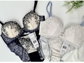 new!!☆AMPHI stylist 4U ☆