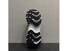 ★ADIDASから新作サンダルご紹介★