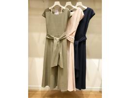 ラトカーレ*再入荷!!一枚で印象を変えれるワンピース
