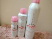 新作商品 【 evianフェイシャルスプレー 】